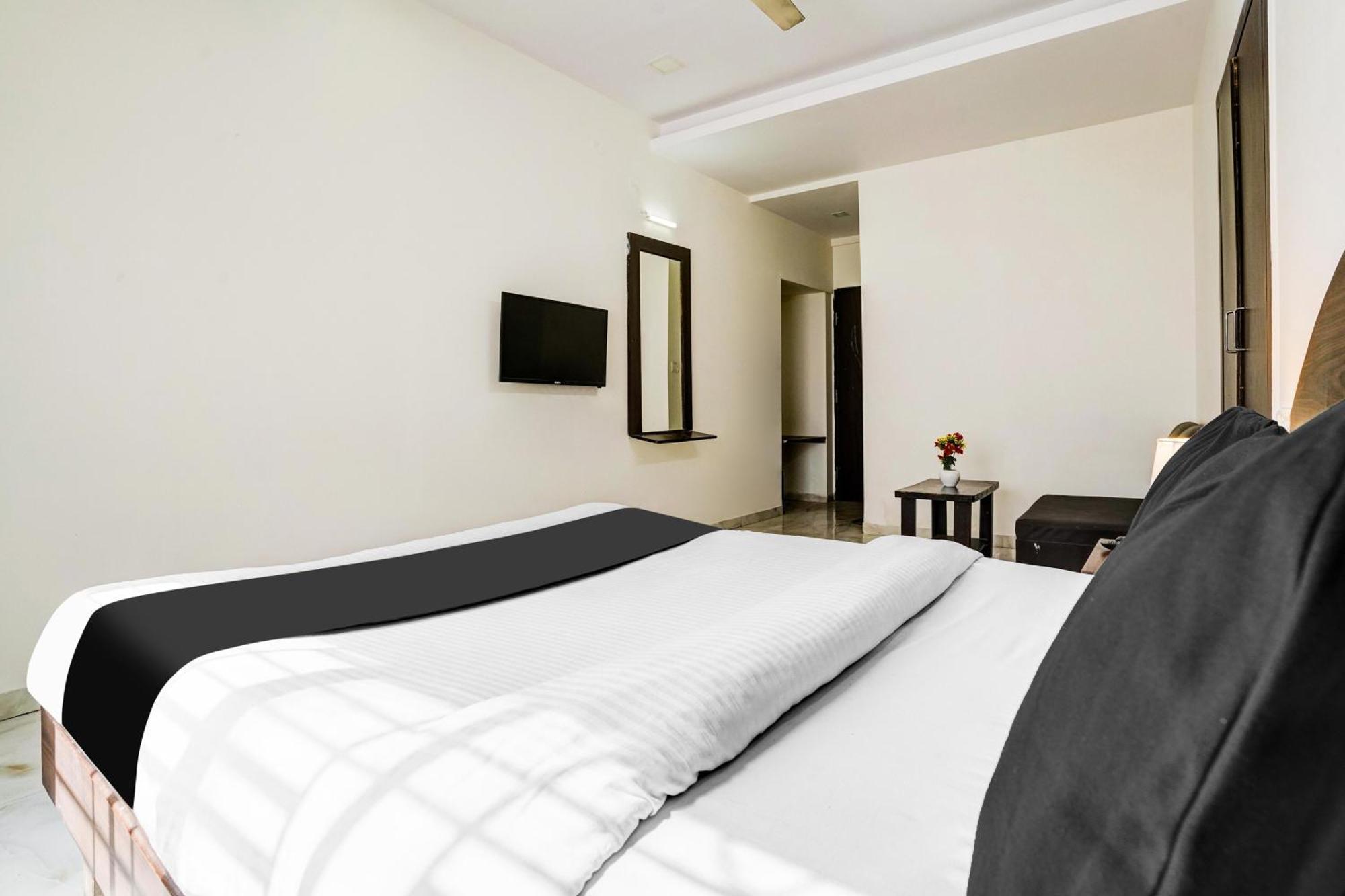 Super Hotel O Nashik Near Vijay Mamta Theatre Formerly Sahara Inn Экстерьер фото