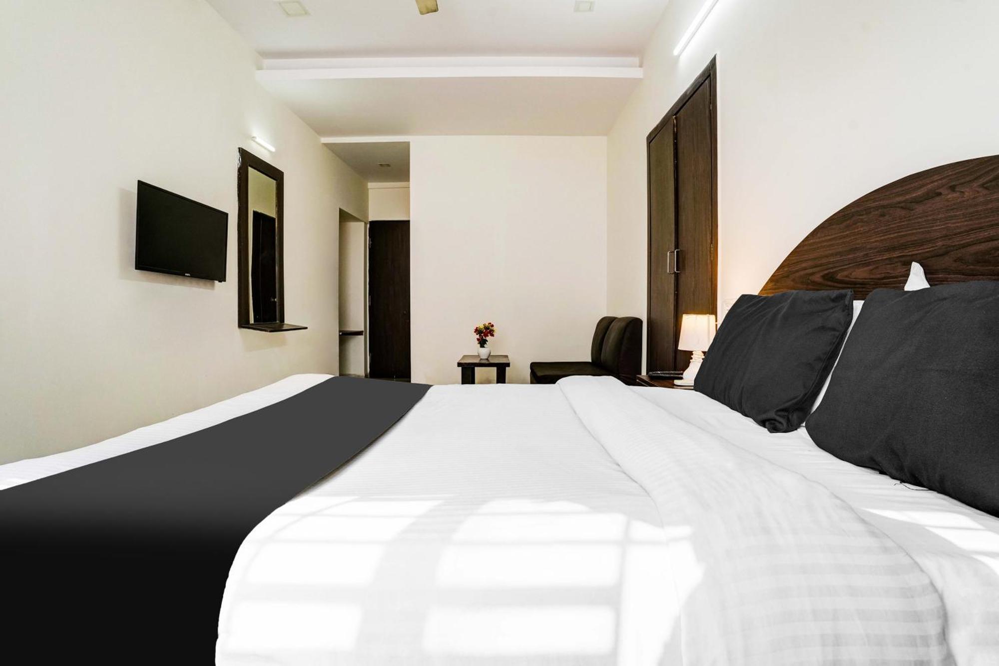 Super Hotel O Nashik Near Vijay Mamta Theatre Formerly Sahara Inn Экстерьер фото